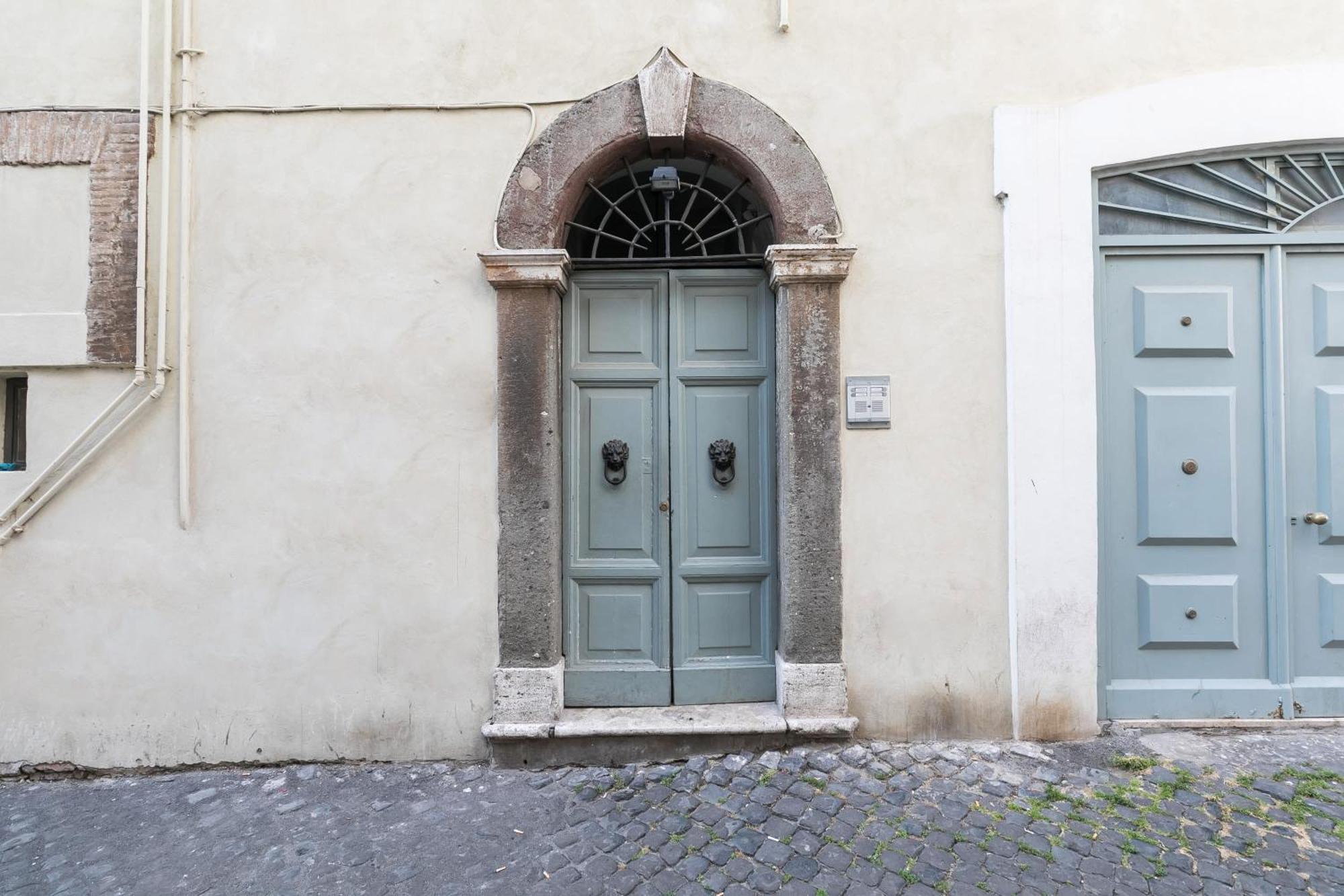 Farnese Charming Apartment ローマ エクステリア 写真